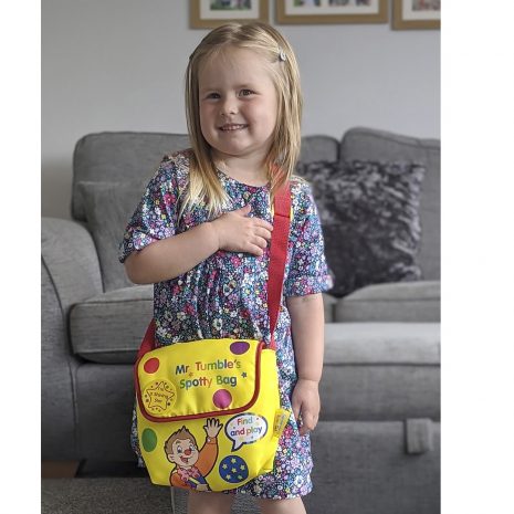 Mr Tumble's Surprise Spotty Bag With Sounds And Card Game Kids Shoulder Bag 