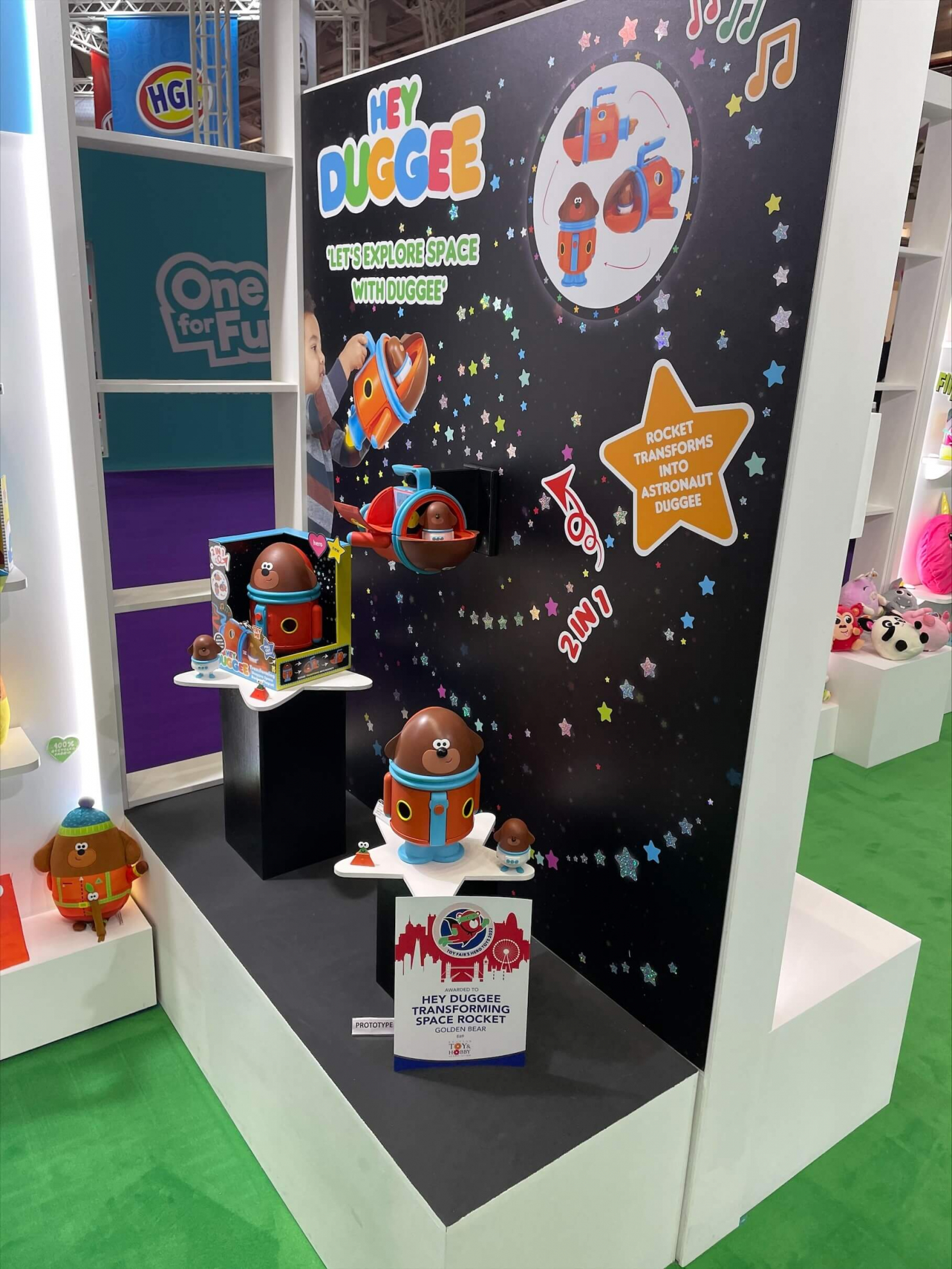 Hey Duggee Stand Toy Fair 2022