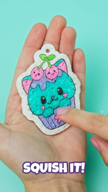 β¨ Say hello to Spongeez! β¨
The brand-new must-have craft trend thank makes a great stocking filler! π§½π¨
Create your own adorable keychain charms with a satisfying pop-up effect β brought to life with just a splash of water π§
Its so easy to create your Spongeez masterpiece!
π¨ Colour it in
π§ Add water
π Watch your Spongeez magically transform from 2D to 3D!
Creativity has never been this fun (or this cute!)
#spongeez #stockingfiller #craftkit