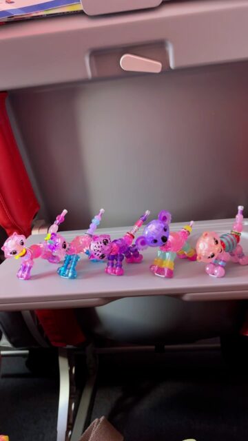 Visiting family for Christmas or catching some late winter sun? 

Twisty Pets make the PERFECT travel toy to keep kids occupied on your journey! 

The best gift to give this Christmas is one that keeps on giving!

What do you think about this travel hack?! 

#twistypetz