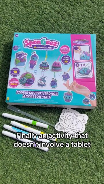 Looking for a fun way to keep the kids entertained and away from screens this summer? 🥰

Spongeez are the perfect hands-on activity for creative fun during the school holidays!! Keep little hands busy with colourful, screen-free play they’ll love ❤️ 

#toys #mumlife #gamenight #kidstoys #mumsofinstagram