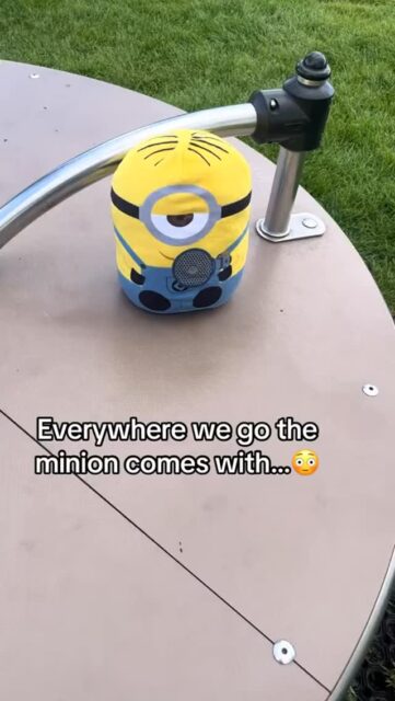 POV: You thought you were going for a peaceful trip to the park….then the Farty Minion showed up.

Farts, laughs, and a Pass-the-Parcel style game all in one toy. Chaos guaranteed 🤣🤣

Grab yours before they disappear 

#fartyminion #minions #summerholidayfun #goldenbeartoys #mumsofinstagram