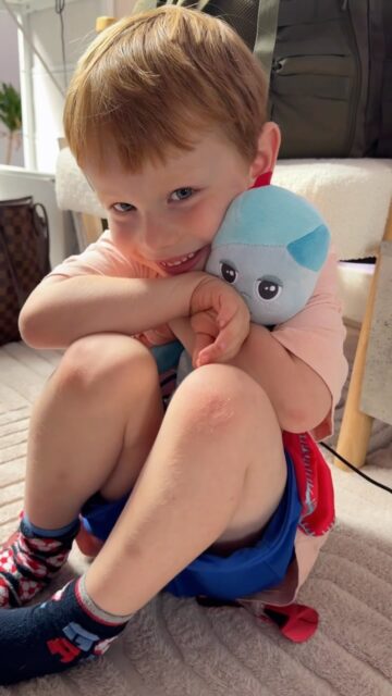 If they smile every time Igglepiggle comes on TV, wait until they unwrap this 💙 A must have for every little In the Night Garden fan. Shop now via the basket.
#inthenightgarden #igglepiggle #preschool