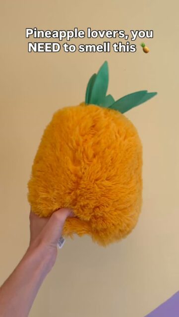 Calling all pineapple lovers 🍍 This Foodibles might just become your new favourite. Cute, squishy and with that fruity pineapple scent, it’s almost too good to put down.

Ready to grow your Foodibles collection? Grab yours now! 🧡

#foodibles #collectibletoys #sensorytoys #kidstoys #goldenbeartoys